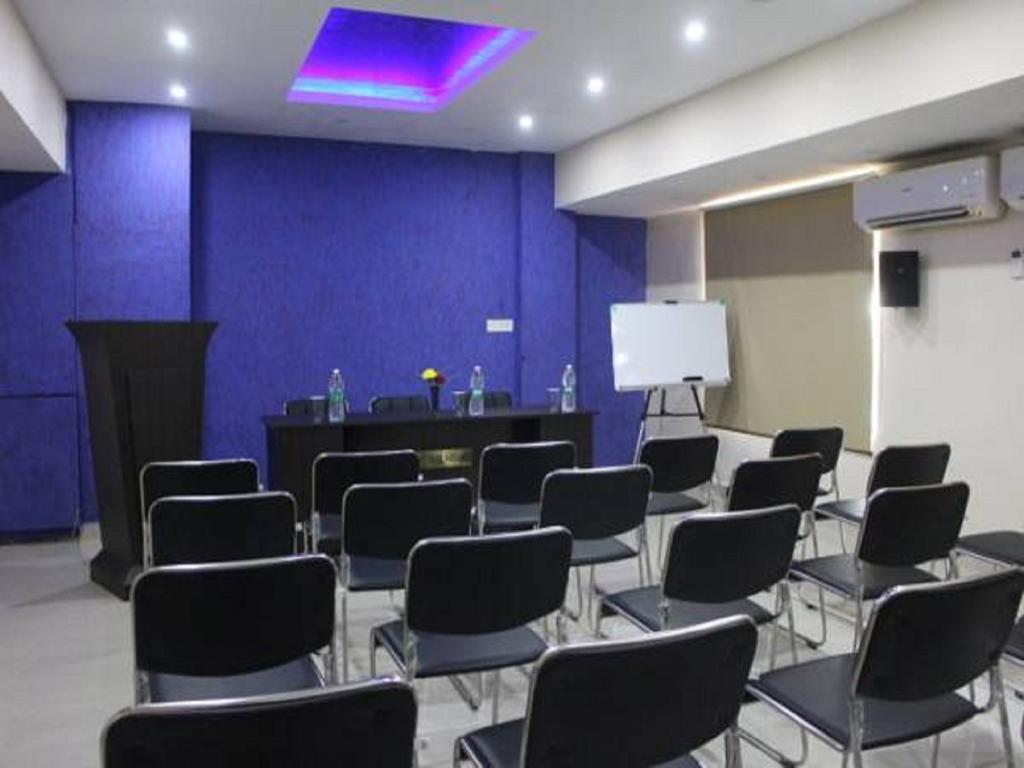 Sm Regency Kochi Buitenkant foto