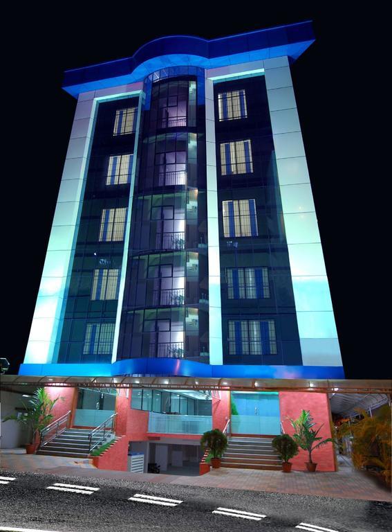 Sm Regency Kochi Buitenkant foto